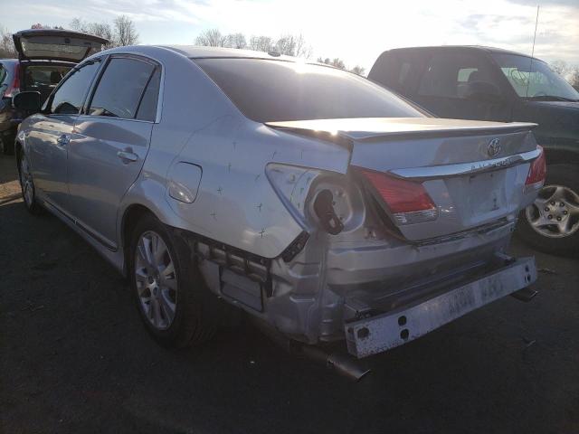 4T1BK3DB5CU453863 - 2012 TOYOTA AVALON BASE SILVER photo 2