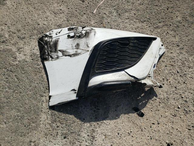 4T1T11AK2MU563822 - 2021 TOYOTA CAMRY SE WHITE photo 12