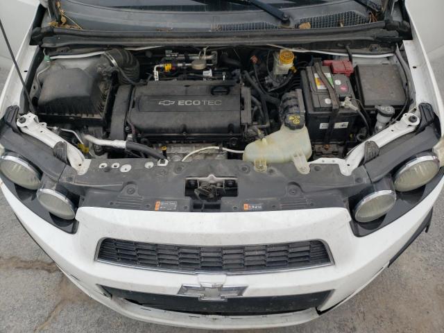 1G1JA5SH3F4138336 - 2015 CHEVROLET SONIC LS WHITE photo 11