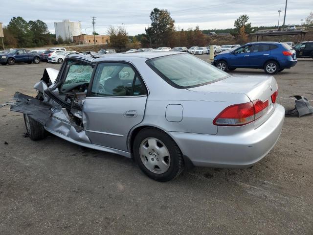 1HGCG16512A082000 - 2002 HONDA ACCORD EX SILVER photo 2