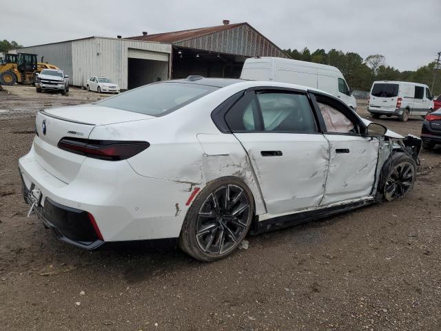 WBY53EJ0XPCL69979 - 2023 BMW I7 XDRIVE60 WHITE photo 3