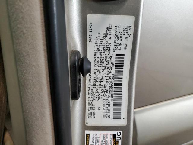 JTJBT20XX50070618 - 2005 LEXUS GX 470 GOLD photo 14