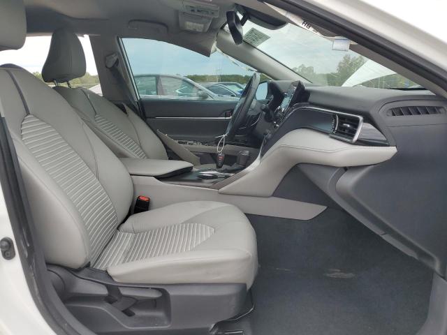 4T1T11AK6PU766233 - 2023 TOYOTA CAMRY SE NIGHT SHADE WHITE photo 7