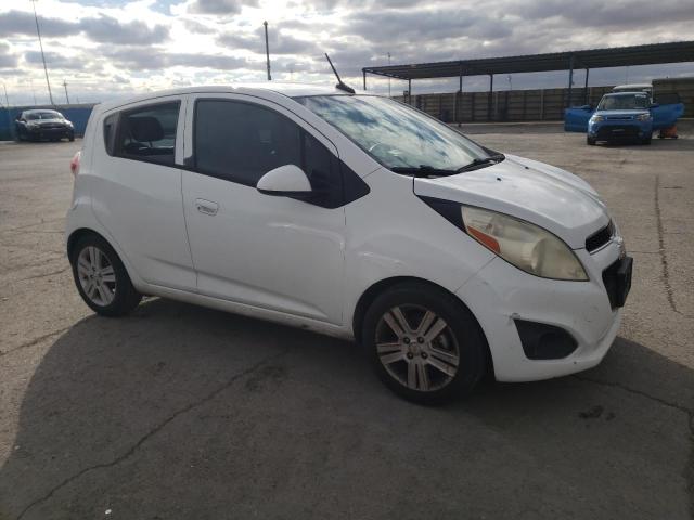 KL8CD6S90EC589663 - 2014 CHEVROLET SPARK 1LT WHITE photo 4