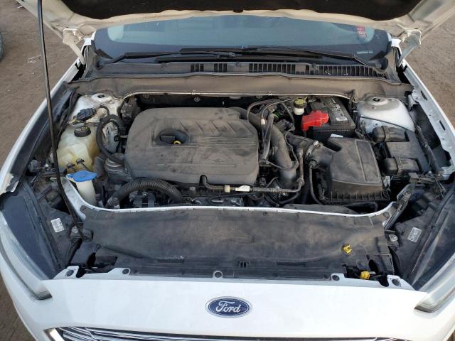 3FA6P0HD0FR239169 - 2015 FORD FUSION SE WHITE photo 11