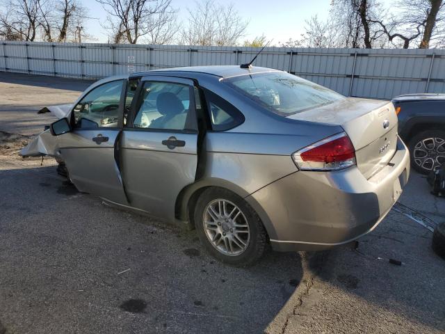 1FAHP35N08W186285 - 2008 FORD FOCUS SE GRAY photo 2