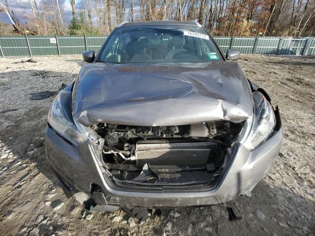 3N1CP5CU4JL546134 - 2018 NISSAN KICKS S GRAY photo 5