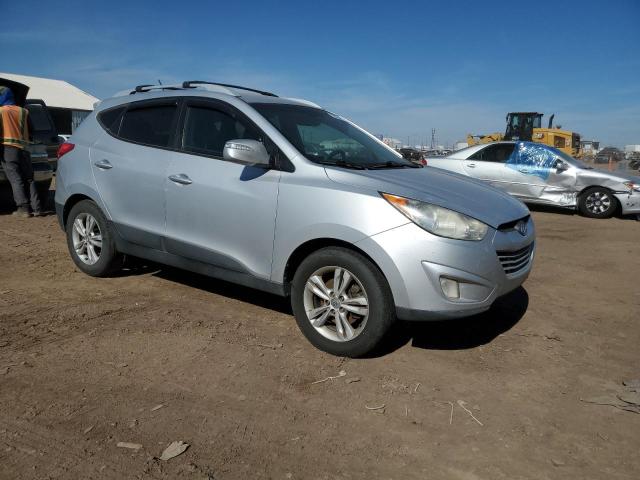 KM8JU3AC9DU599221 - 2013 HYUNDAI TUCSON GLS GRAY photo 4