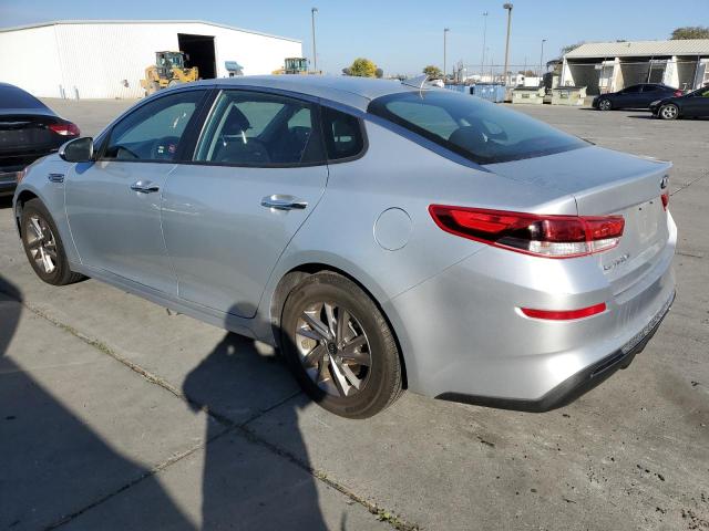 5XXGT4L33KG327416 - 2019 KIA OPTIMA LX SILVER photo 2