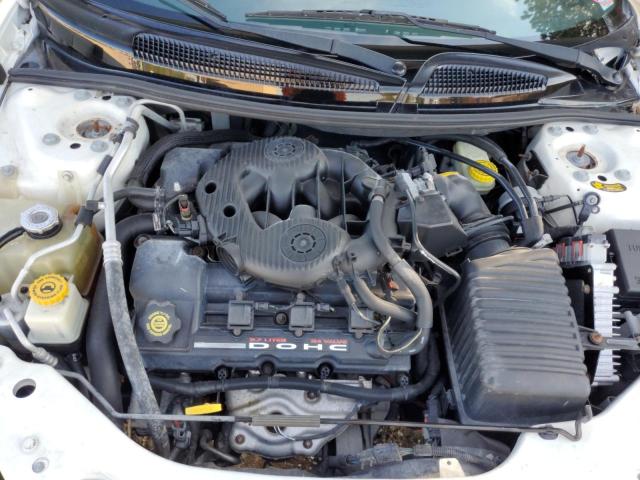 1C3EL65RX2N300825 - 2002 CHRYSLER SEBRING LIMITED WHITE photo 11