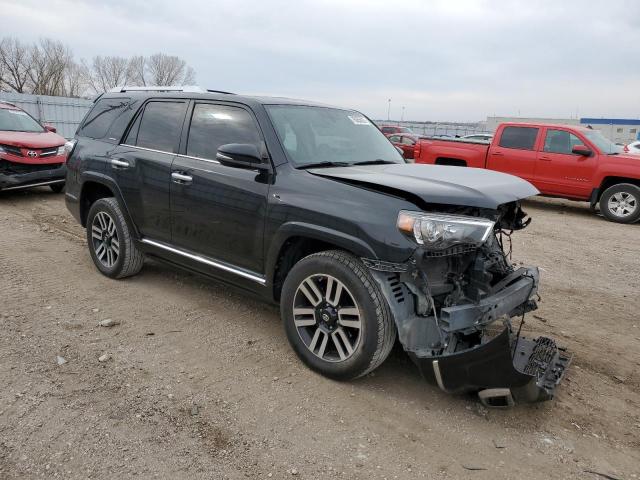JTEBU5JR1J5500580 - 2018 TOYOTA 4RUNNER SR5/SR5 PREMIUM შავი ფოტო 4