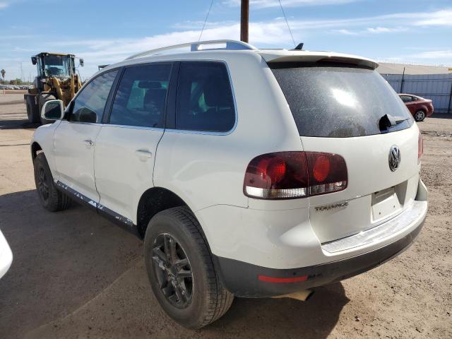 WVGBE77L38D069851 - 2008 VOLKSWAGEN TOUAREG 2 V6 WHITE photo 2