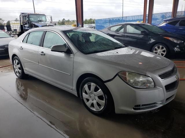 1G1ZH57B79F248608 - 2009 CHEVROLET MALIBU 1LT SILVER photo 4