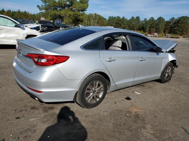 5NPE24AF6FH235069 - 2015 HYUNDAI SONATA SE SILVER photo 3