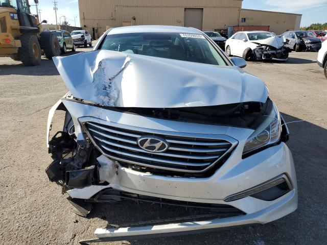 5NPE24AF6FH235069 - 2015 HYUNDAI SONATA SE SILVER photo 5