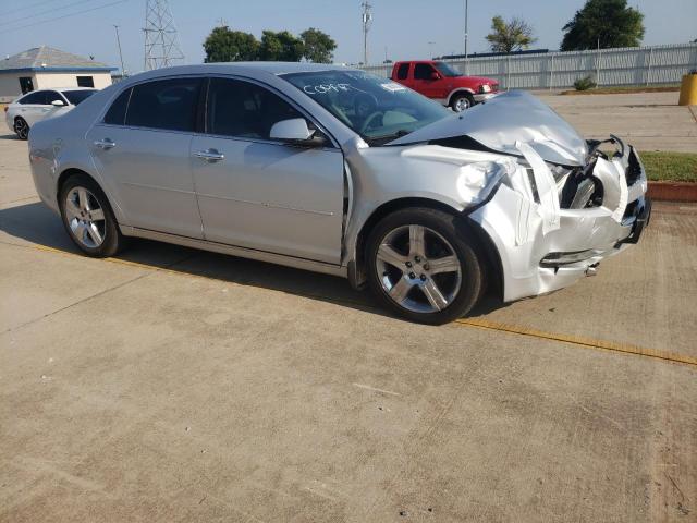1G1ZC5E02CF196554 - 2012 CHEVROLET MALIBU 1LT Srebrny zdjęcie 4