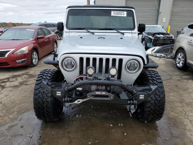 1J4FA39S24P733901 - 2004 JEEP WRANGLER X SILVER photo 5