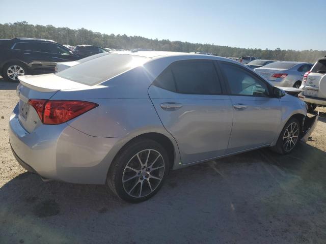 5YFBURHEXHP608904 - 2017 TOYOTA COROLLA L SILVER photo 3