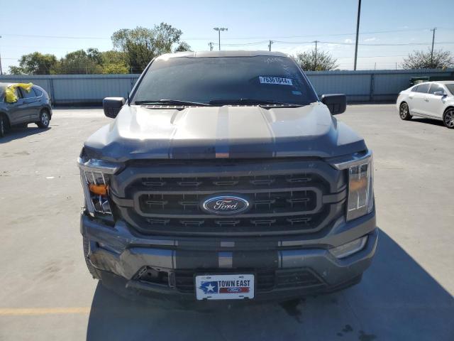 1FTEW1C53PFB52458 - 2023 FORD F150 SUPERCREW GRAY photo 5