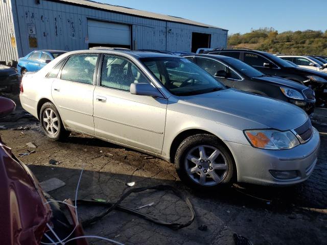 4T1BF28B9YU095411 - 2000 TOYOTA AVALON XL SILVER photo 4