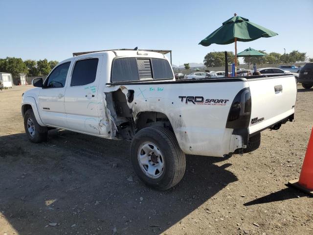 3TMMU4FN0FM086707 - 2015 TOYOTA TACOMA DOUBLE CAB LONG BED WHITE photo 2
