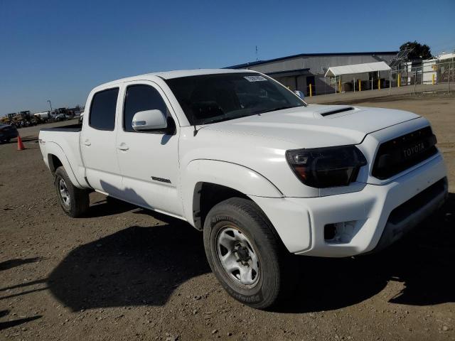 3TMMU4FN0FM086707 - 2015 TOYOTA TACOMA DOUBLE CAB LONG BED WHITE photo 4