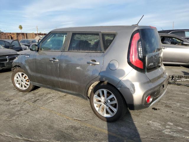 KNDJP3A56J7600140 - 2018 KIA SOUL + BEIGE photo 2