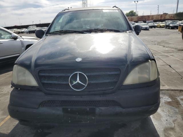 4JGAB72E4XA097199 - 1999 MERCEDES-BENZ ML 430 BLACK photo 5