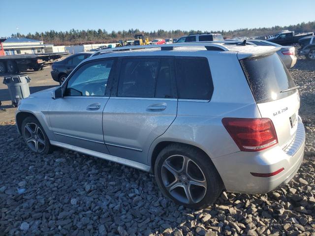 WDCGG0EB5EG333176 - 2014 MERCEDES-BENZ GLK 250 BLUETEC SILVER photo 2