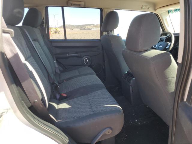 1J4RH4GK0AC113956 - 2010 JEEP COMMANDER SPORT Silber Foto 10