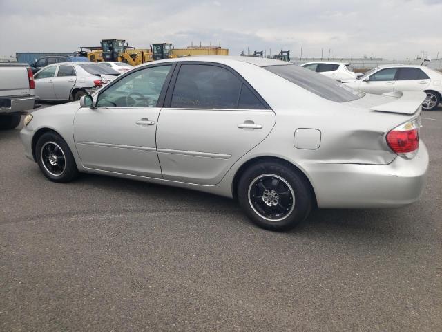 4T1BE32K46U714981 - 2006 TOYOTA CAMRY LE SILVER photo 2