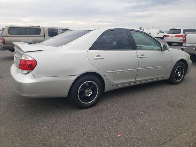 4T1BE32K46U714981 - 2006 TOYOTA CAMRY LE SILVER photo 3