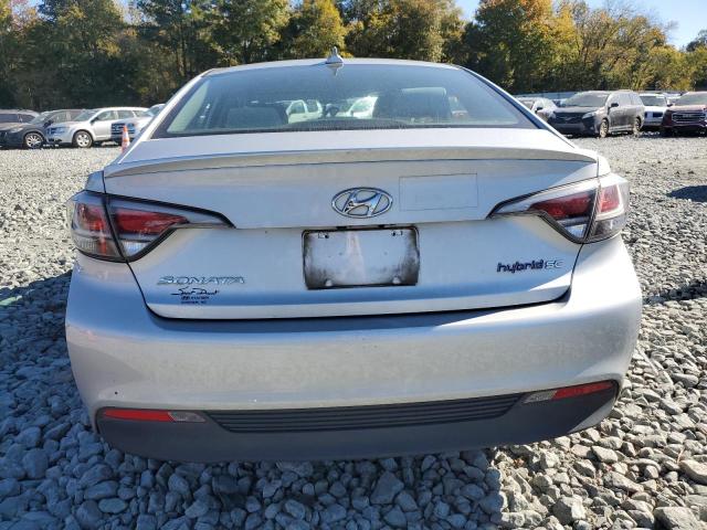 KMHE24L35HA062511 - 2017 HYUNDAI SONATA HYBRID SILVER photo 6