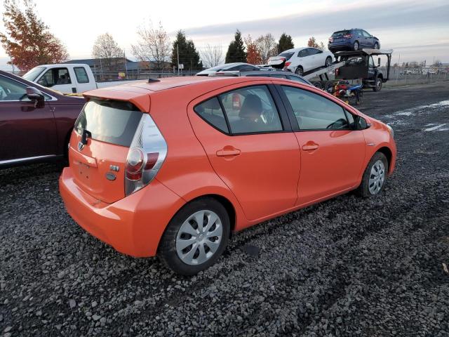 JTDKDTB30C1005445 - 2012 TOYOTA PRIUS C ORANGE photo 3