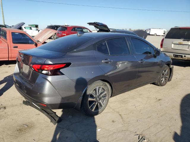 3N1CN8EV5LL909945 - 2020 NISSAN VERSA SV GRAY photo 3