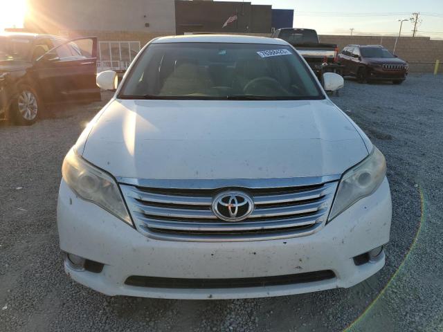 4T1BK3DB3CU463422 - 2012 TOYOTA AVALON BASE 白色 照片 5