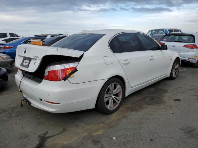 WBANU53509C119755 - 2009 BMW 528 I WHITE photo 3