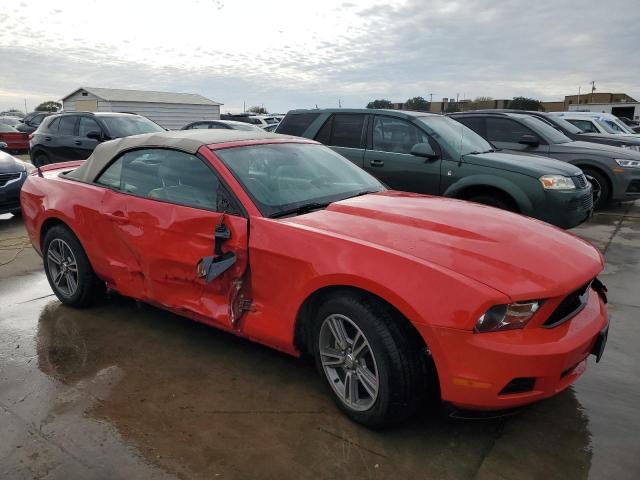 1ZVBP8ENXA5121885 - 2010 FORD MUSTANG RED photo 4