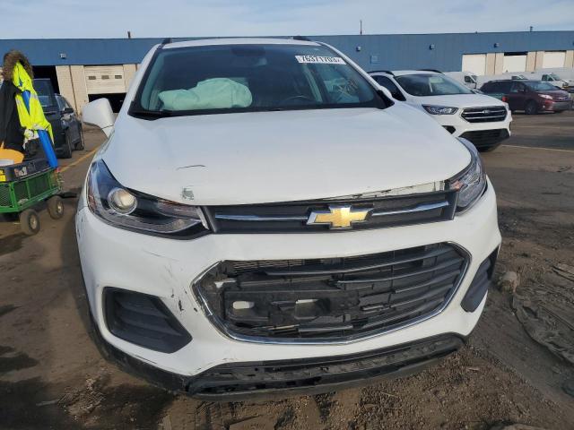 KL7CJLSB6KB917877 - 2019 CHEVROLET TRAX 1LT WHITE photo 5