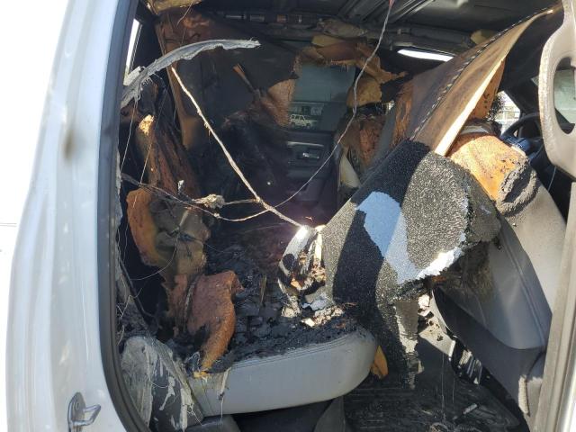 3C6UR5DL7JG205036 - 2018 RAM 2500 SLT WHITE photo 10