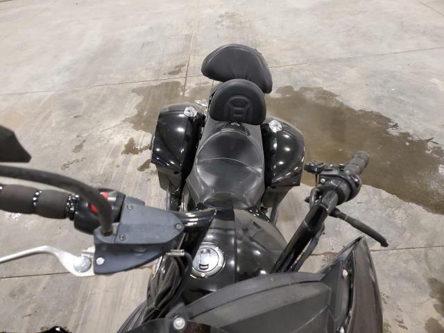 5VPDW36N5C3002318 - 2012 VICTORY MOTORCYCLES CROSS COUN BLACK photo 5