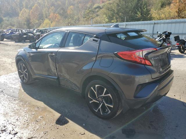 NMTKHMBXXJR042532 - 2018 TOYOTA C-HR XLE GRAY photo 2