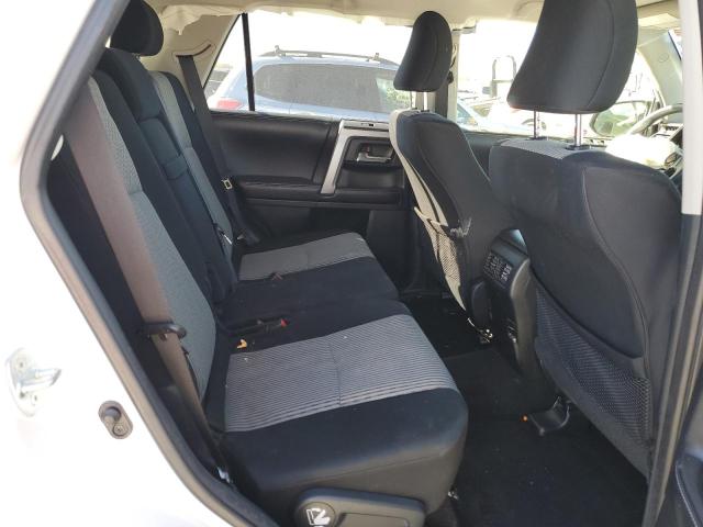 JTEBU5JR4G5313455 - 2016 TOYOTA 4RUNNER SR5/SR5 PREMIUM 白色 照片 11