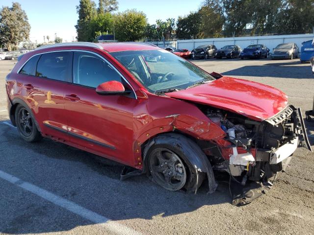 KNDCB3LC8L5446094 - 2020 KIA NIRO LX RED photo 4