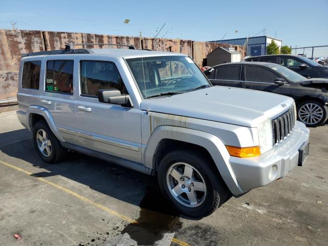 1J4RH4GK0AC157844 - 2010 JEEP COMMANDER SPORT SILVER photo 4