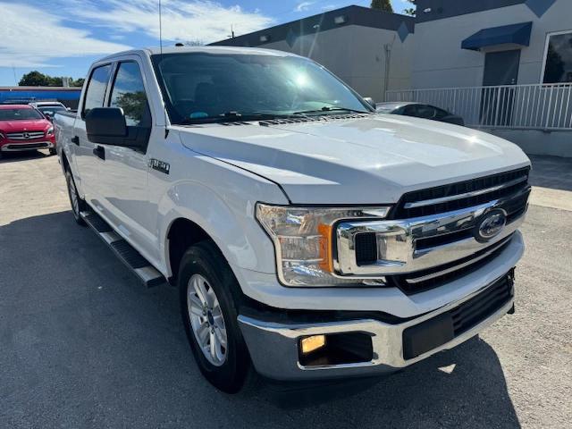 1FTEW1CB9JFC64338 - 2018 FORD F150 SUPERCREW WHITE photo 4