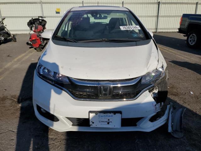 3HGGK5H80JM708815 - 2018 HONDA FIT EX WHITE photo 5