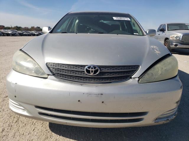 4T1BE32K94U272504 - 2004 TOYOTA CAMRY LE SILVER photo 5