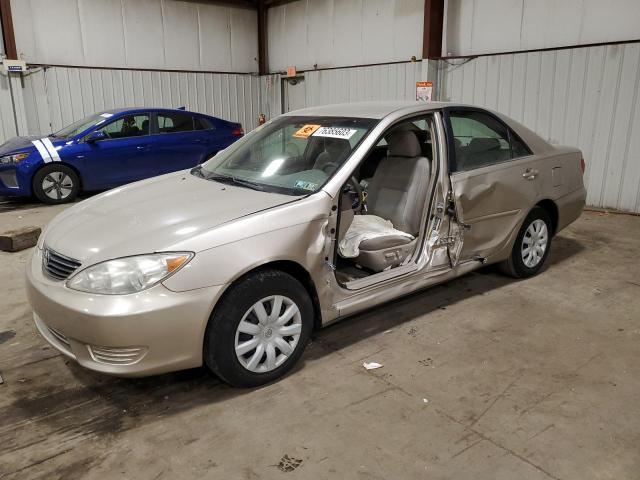 4T1BE32K65U599587 - 2005 TOYOTA CAMRY LE TAN photo 1