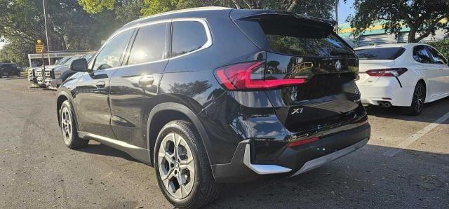 WBX73EF07P5W63902 - 2023 BMW X1 XDRIVE28I BLACK photo 3